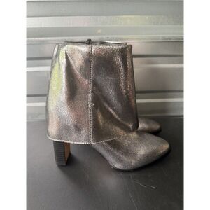 XOXO Silver Boots Shoes 6 MED NEW B-1